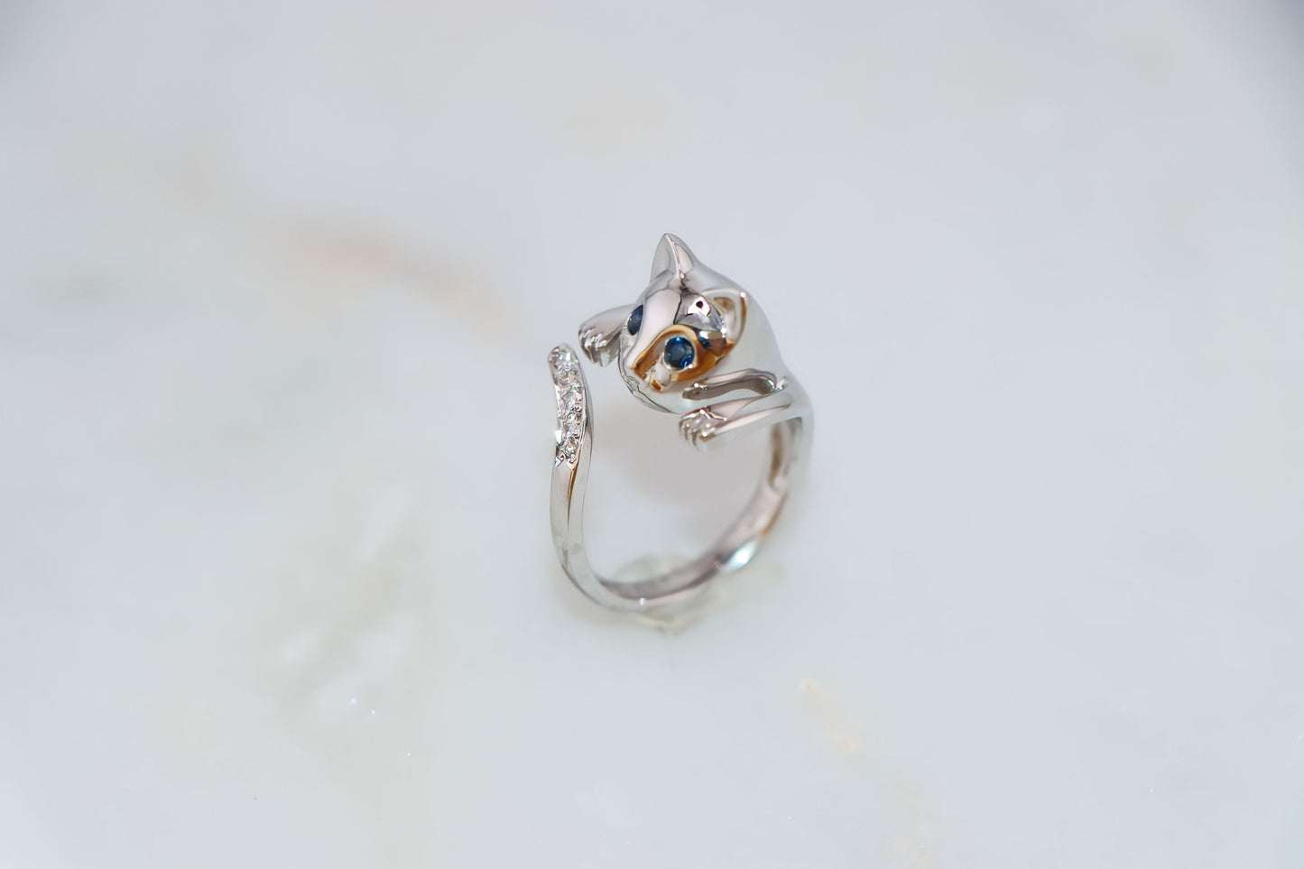 Whimsical Cat 14K White Gold Diamond Ring